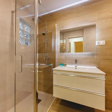 Bravissimo La Merce, Heart Of The Barri Vell Apartment *